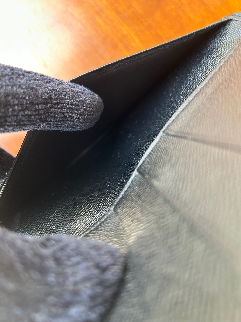Louis Vuitton Epi long wallet, black - Picture 15 of 16